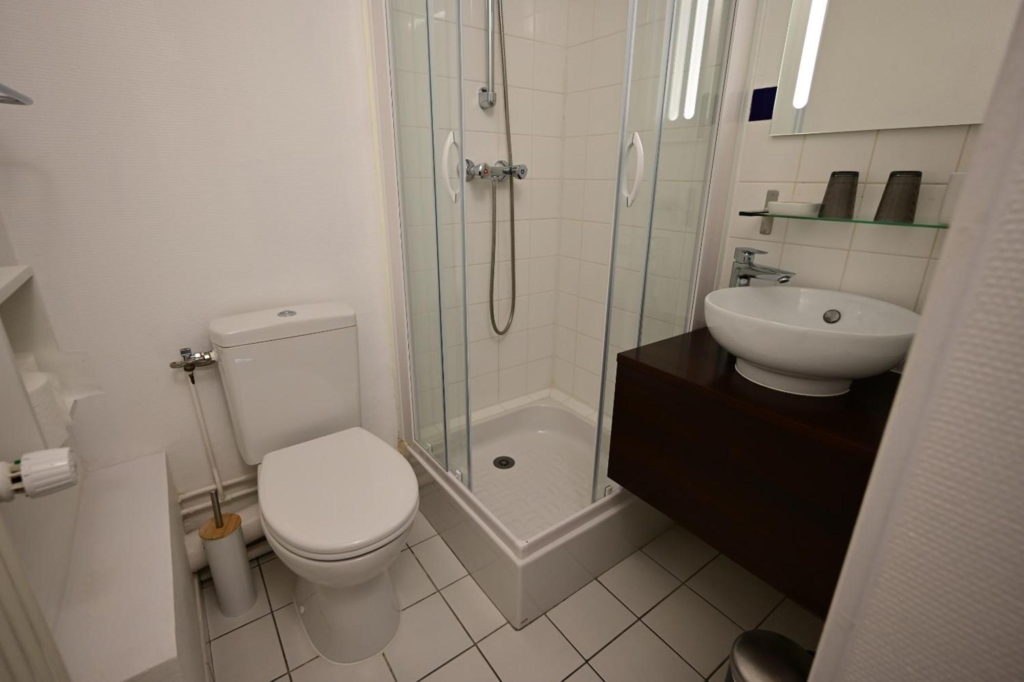 Hotel La Cuisine Des Lulus Montainville  Værelse billede