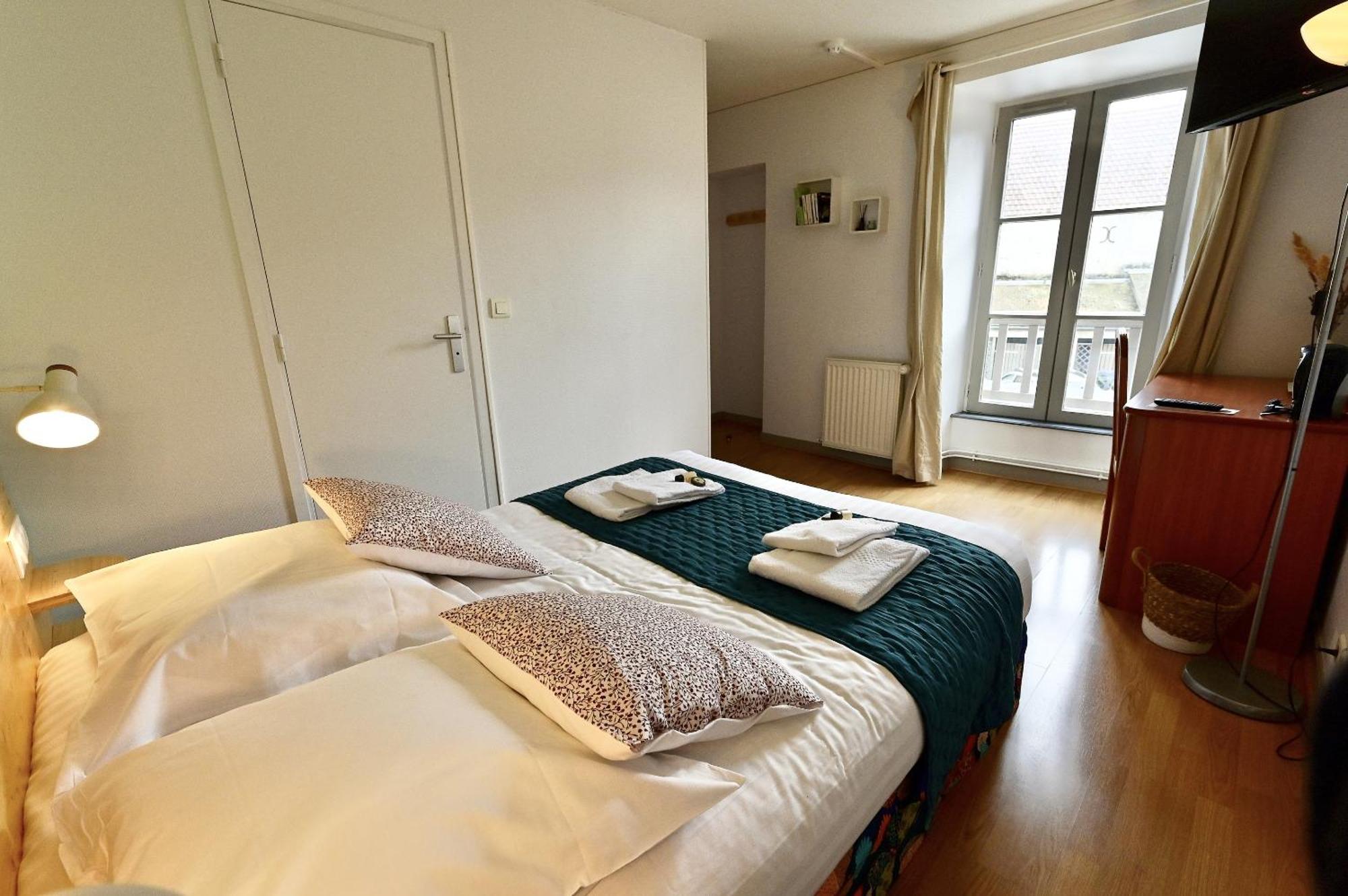 Hotel La Cuisine Des Lulus Montainville  Værelse billede